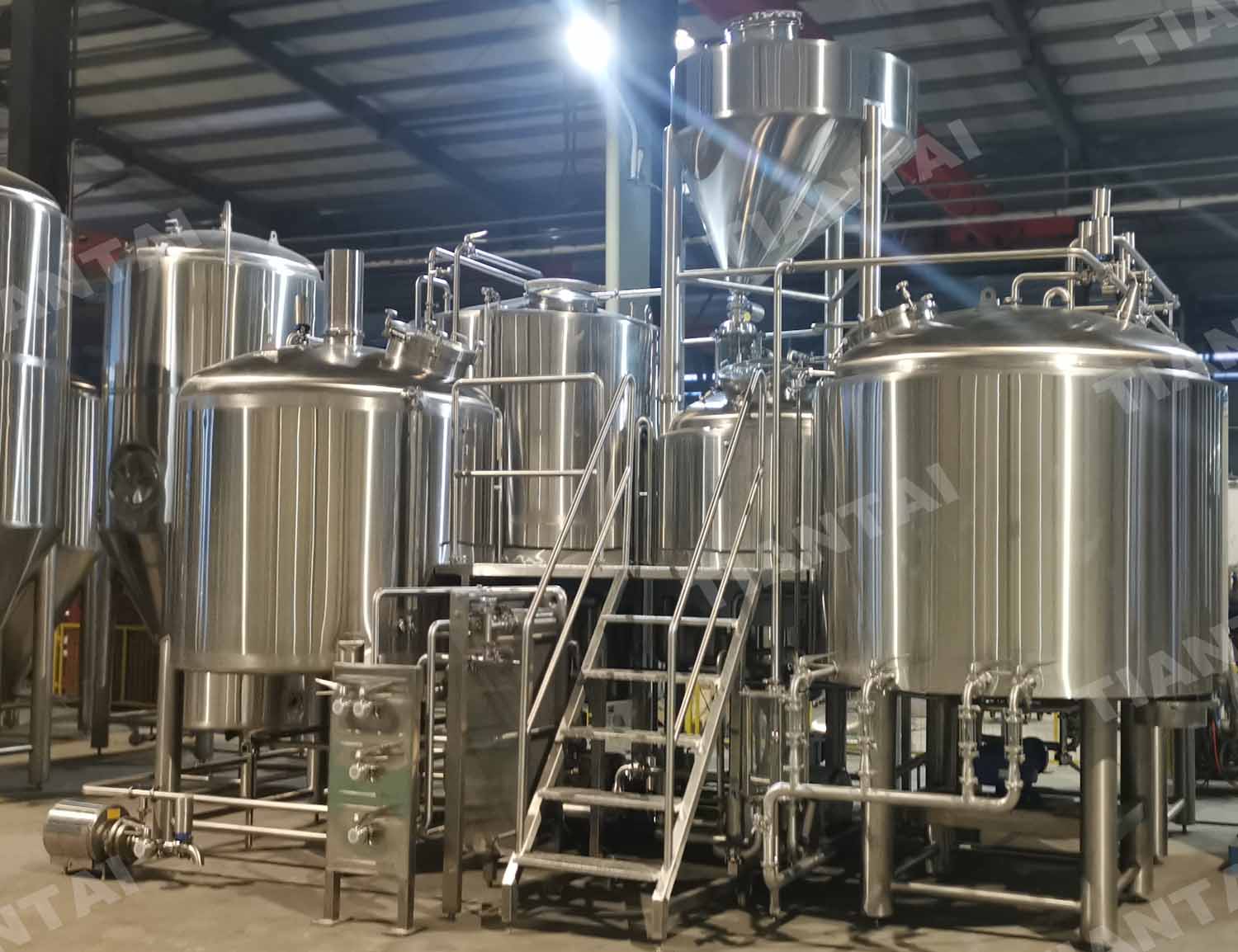 <b>2000L brewery equipment</b>